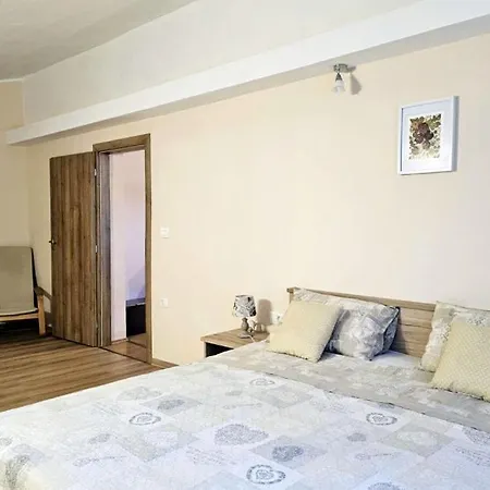 Beautiful Casa Ivana With Pool In Pula