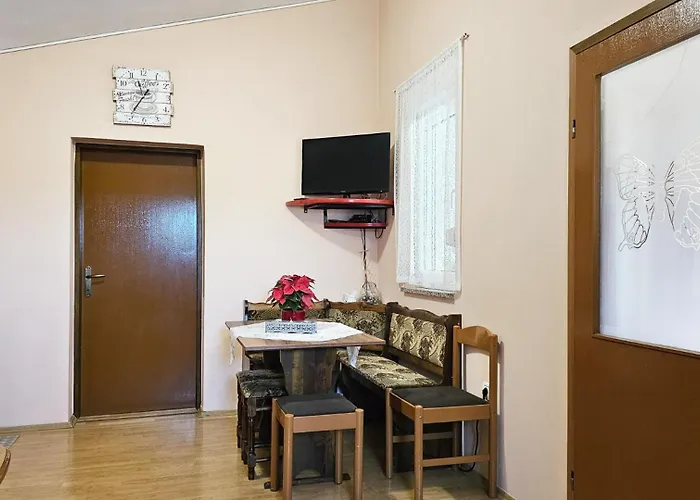 Vila Beautiful Casa Ivana With Pool In Pula